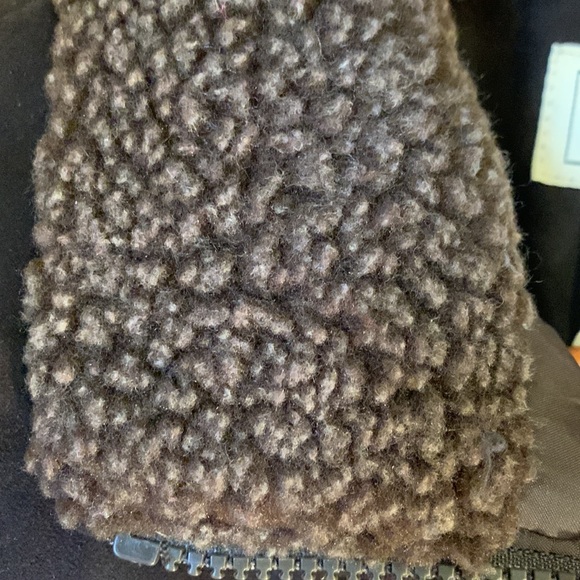 L.L. Bean Vintage Quilted Brown Goose Down Long Parka Coat Faux Fur Collar - Picture 11 of 11